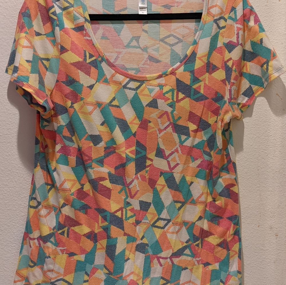 LuLaRoe top